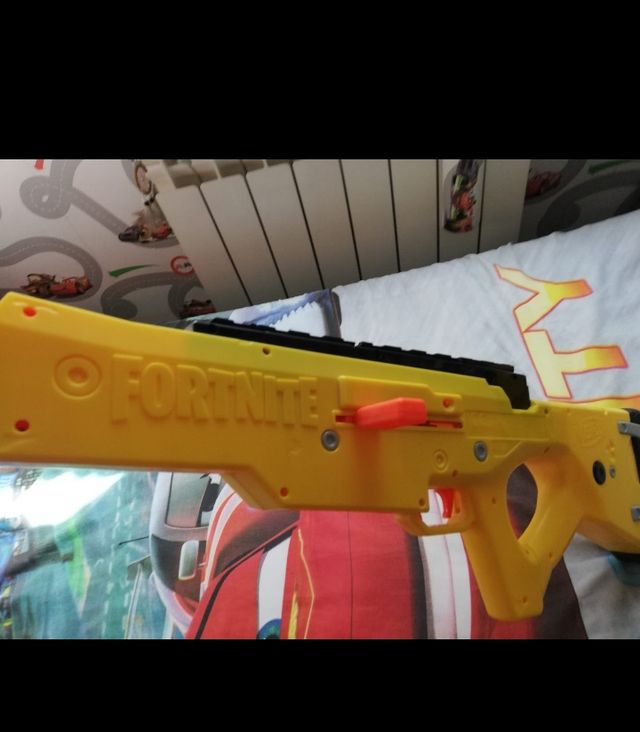 Pistolas neff fornite