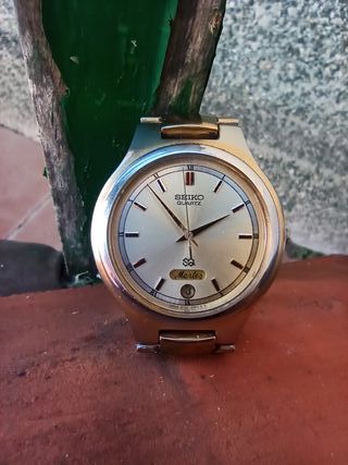 SEIKO QUARTZ SQ 5Y23-6220,