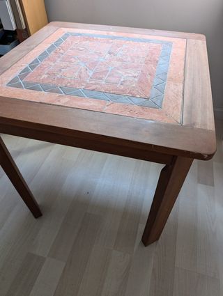 TAVOLO DA GIARDINO IN LEGNO E MOSAICO