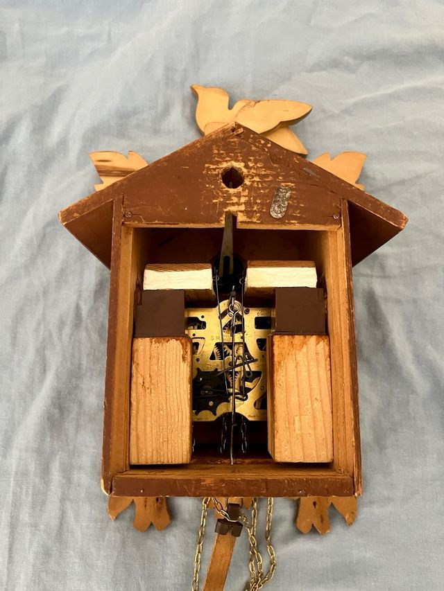 Orologio a cucù Germany in legno colorato