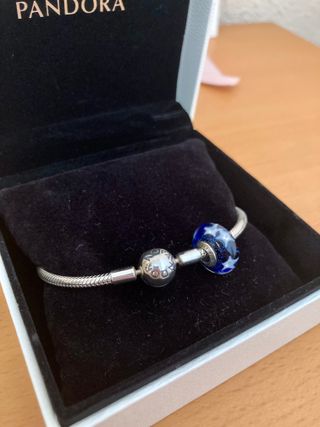 Pulsera Pandora + Charm
