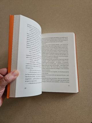 Junil a les terres dels bàrbars (El Club dels Novel·listes) (Catalan Edition)