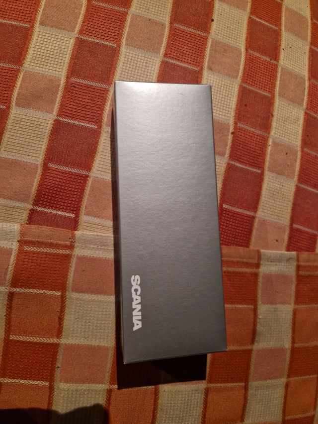 modellino Camion SCANIA R500 XT 4x2 1/87 Herpa