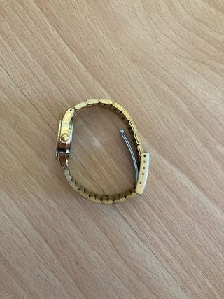 Reloj Casio Analógico Dorado