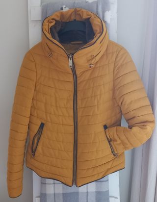 Cazadora de zara
