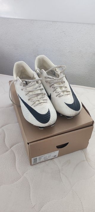 Botas Futbol Nike Mercurial Vapor Academy 