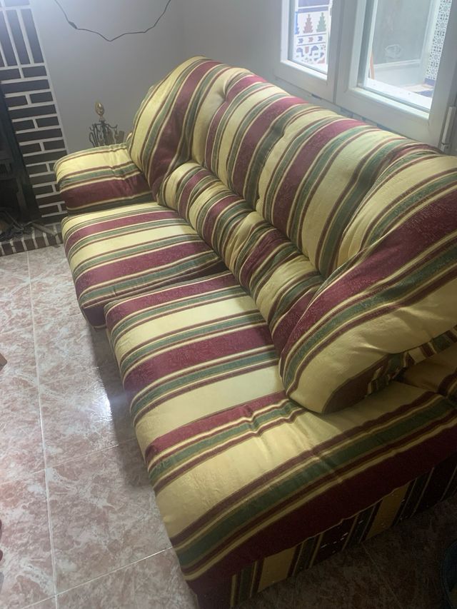 SOFA CON CAMA DE MATRIMONIO NUEVO