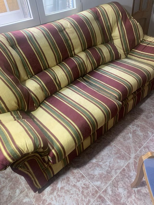 SOFA CON CAMA DE MATRIMONIO NUEVO