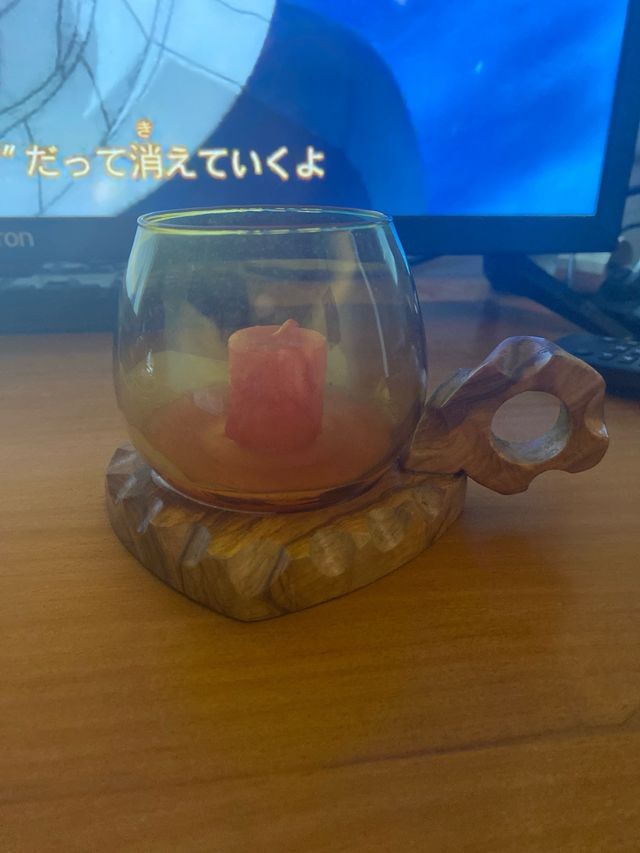 Palmatoria con base de madera de olivo