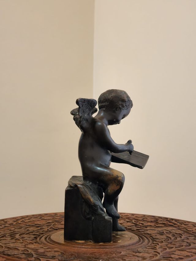 ANTIGUO BRONCE QUERUBÍN CUPIDO