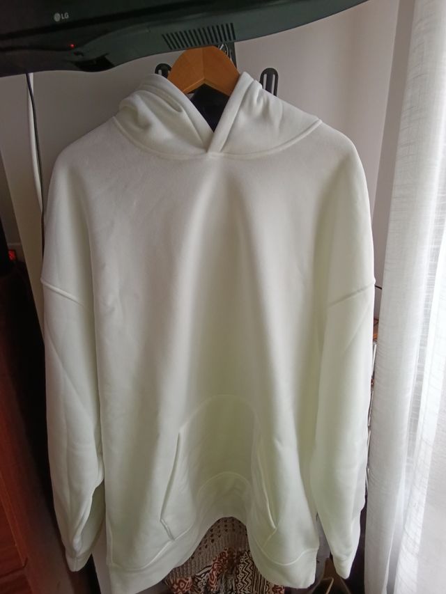 Sudadera muy grande