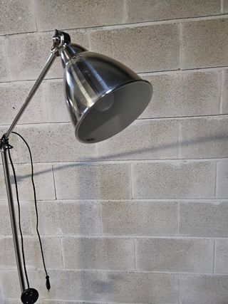 Lámpara de suelo Ikea
