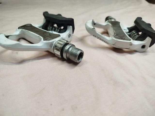 Pedales automáticos ciclismo
