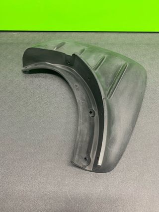 FALDON TRASERO IZQUIERDO PORSCHE CAYENNE