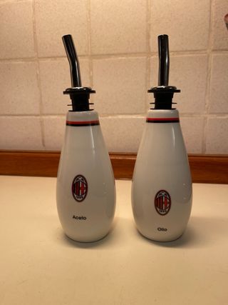 MILAN : ampolline olio e aceto