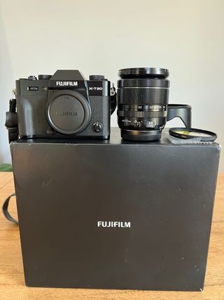 X-T20 with lens XF 18-55