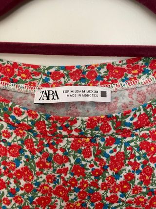 Top Zara flores 