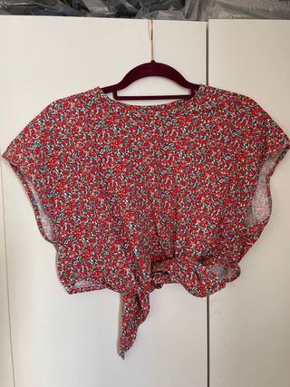 Top Zara flores 