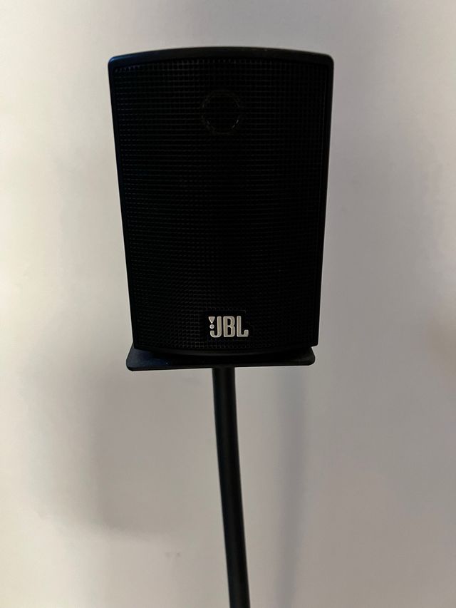 Altavoces home cinema JBL