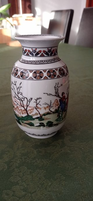 Jarrón chino de porcelana.