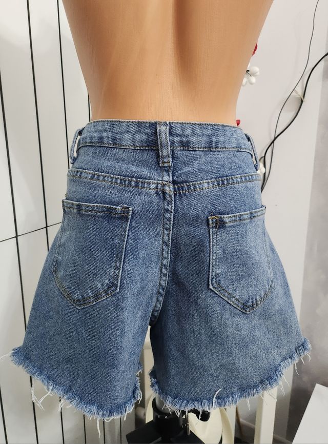 Short di jeans