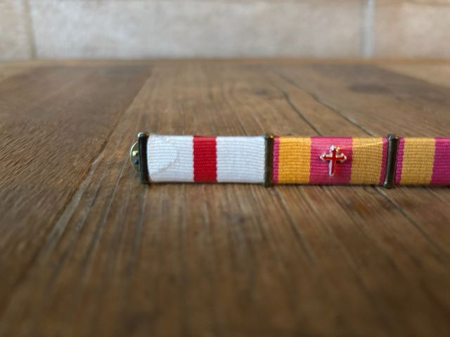 Medalla 4 pasadores (condecoraciones)