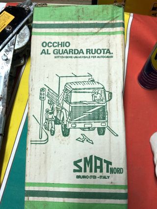 Specchio laterale guarda ruota per camion