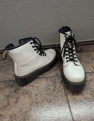 Botines blancos