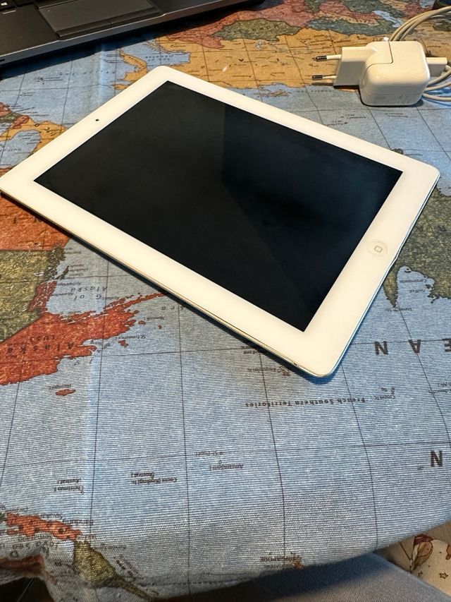 iPad 2 Wifi + 3G 64 GB