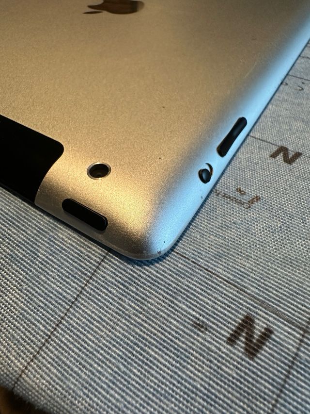 iPad 2 Wifi + 3G 64 GB