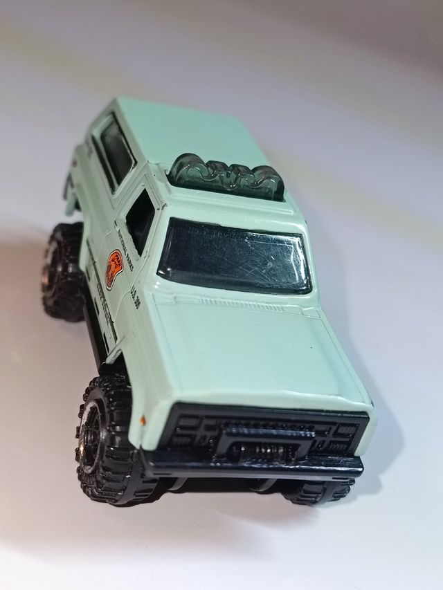 CHEVY BLAZER 4X4 1/64 MATCHBOX