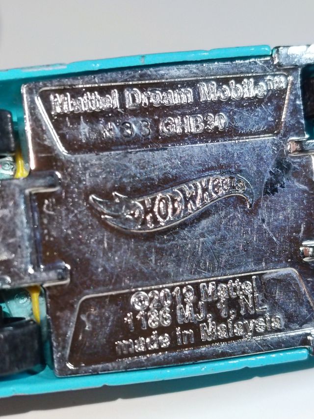 DREAM MOVILE 1/64 HOTWHEELS