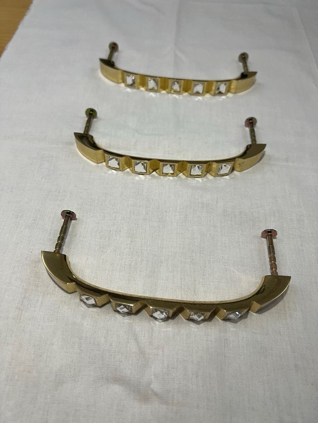 Maniglie dorate in ottone e cristallo di Swarovs