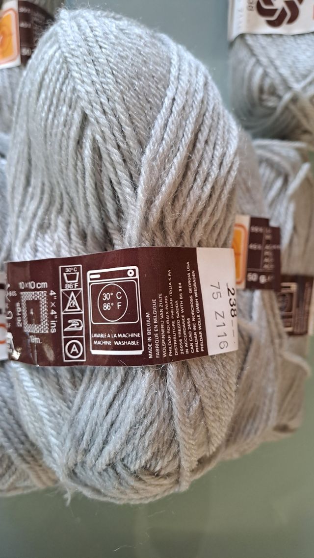 10 gomitoli di lana Phildar