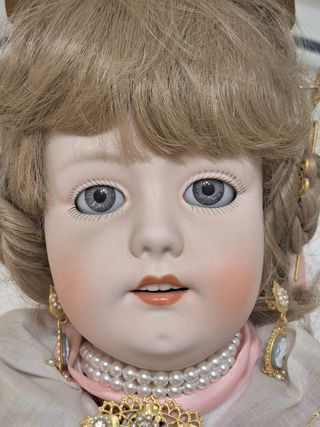 Muñeca de porcelana articuladaOFERTA