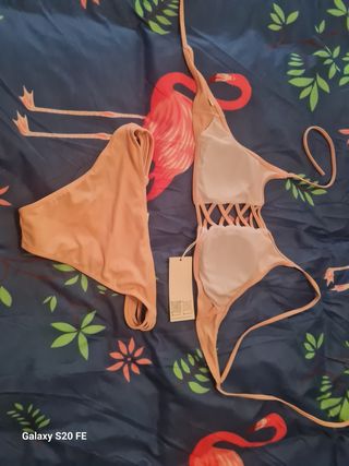Bikini lovito