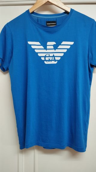 Camiseta " Emporio Armani" 