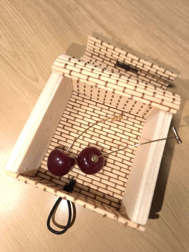 Pendientes cereza + caja regalo