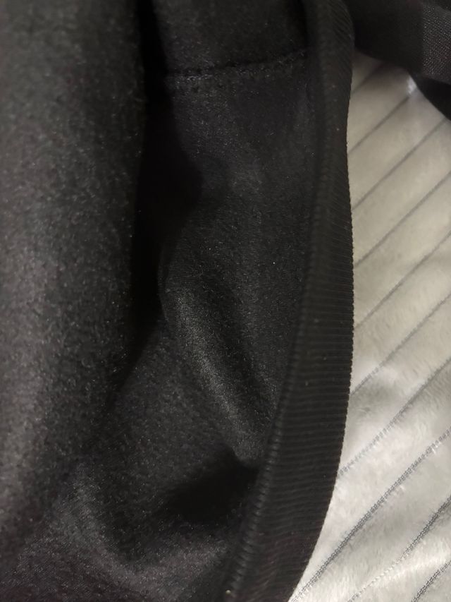 Sudadera negra con capucha vintage-Attitude