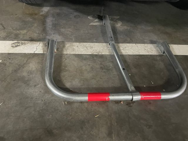 Barra antiaparcamiento