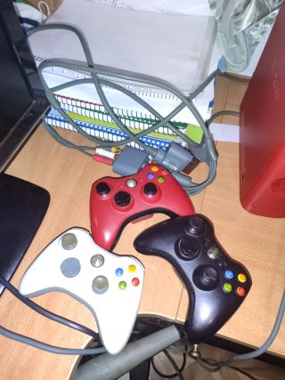 Xbox 360 elite roja,edición limitada