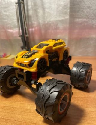 Hot wheels super blitzen Monster truck