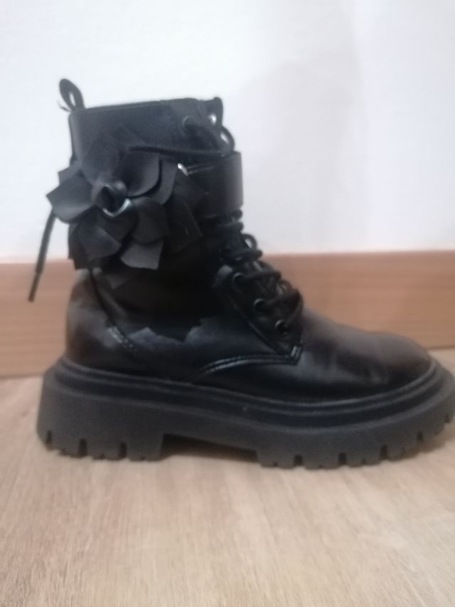 Botas negras. Talla 31
