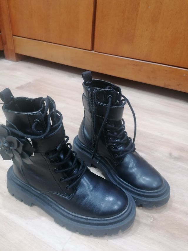Botas negras. Talla 31