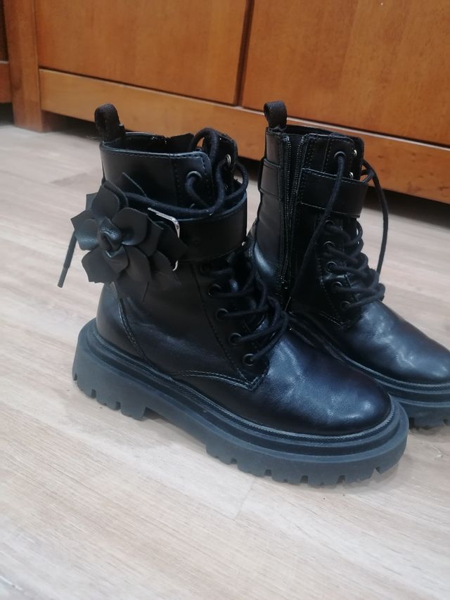 Botas negras. Talla 31