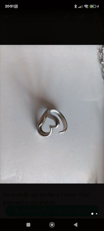 Anillo plateado corazón