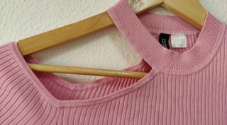 Camiseta hombro descubierto