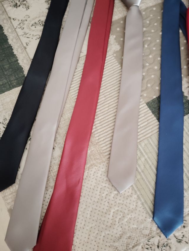 Corbatas de raso sin estrenar 