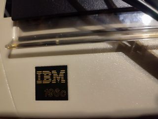 Maquina de escribir eléctrica IBM 