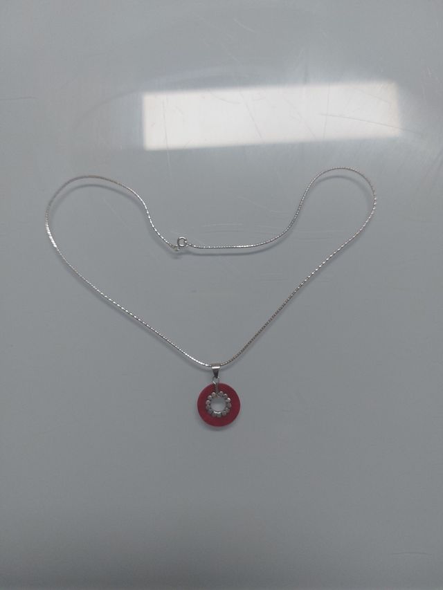 Collar plata con colgante de coral rojo